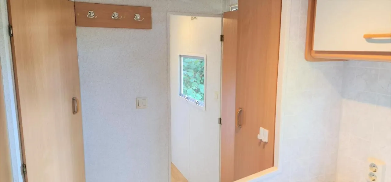 Chalet Stacaravan In De Natuur Bij Maastricht Villa Ulestraten