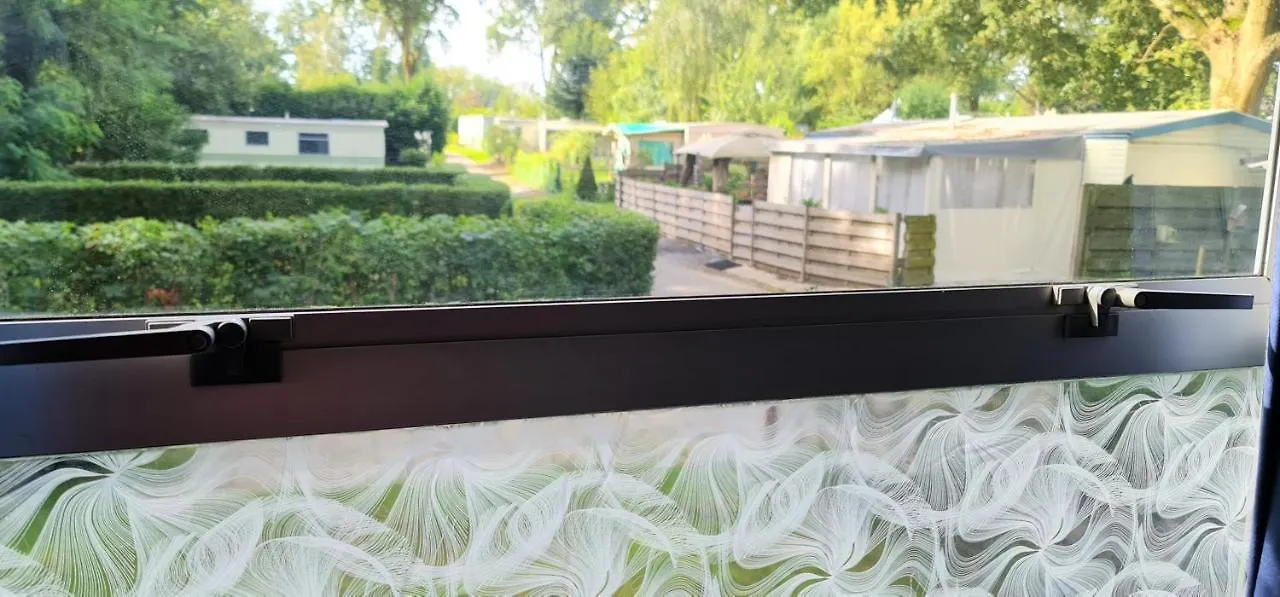 Stacaravan In De Natuur Bij Maastricht Villa Ulestraten