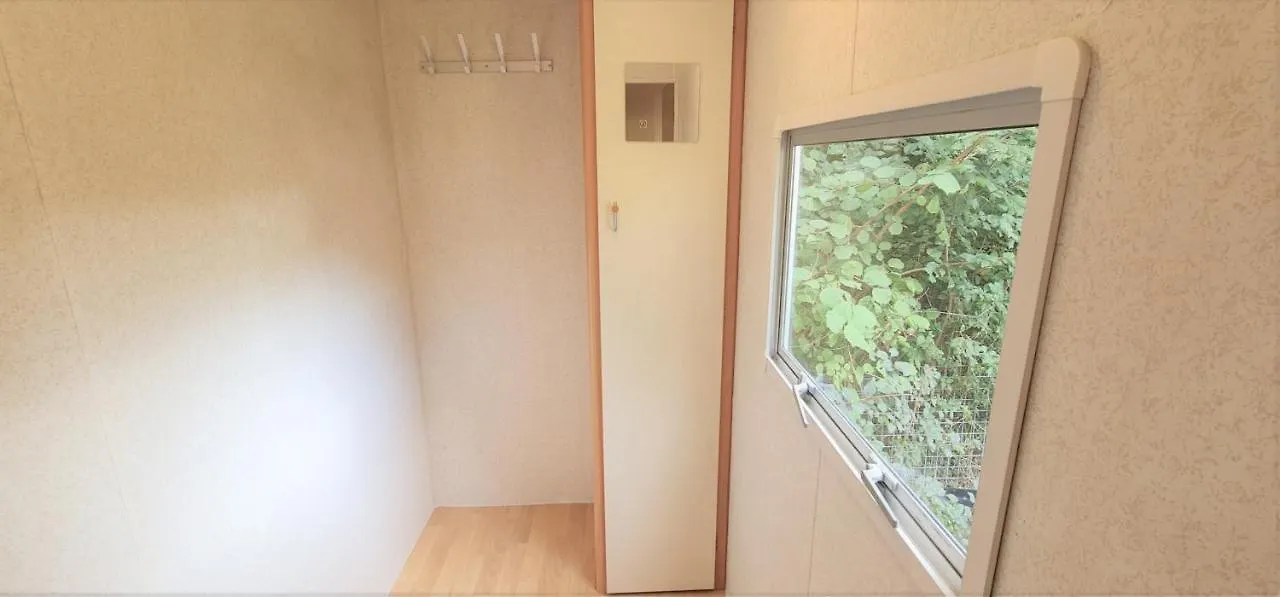 Chalet Stacaravan In De Natuur Bij Maastricht Villa Ulestraten