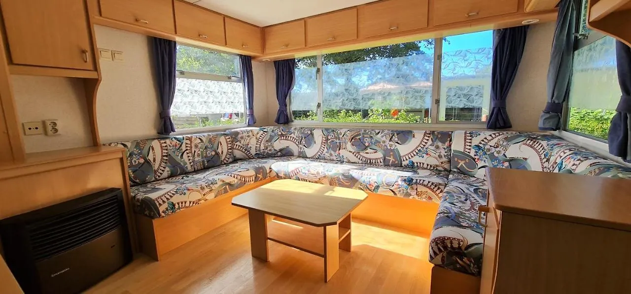 Stacaravan In De Natuur Bij Maastricht Villa Ulestraten