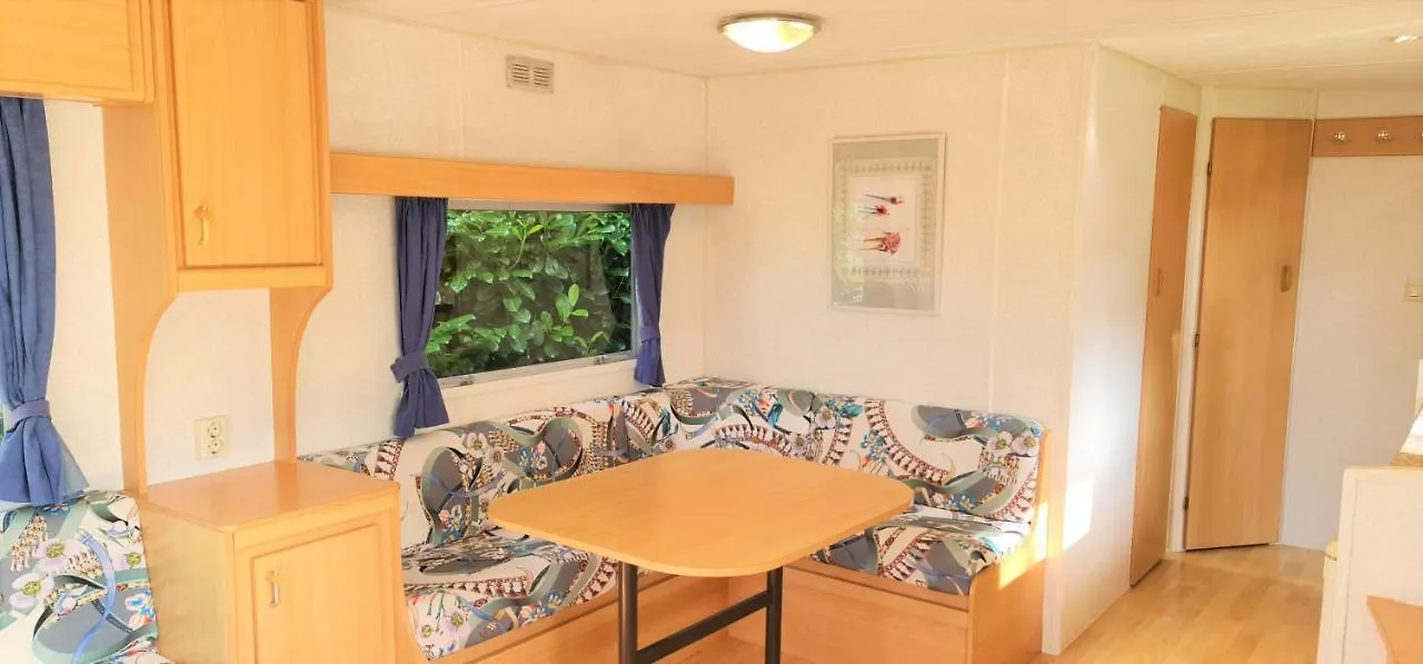 Stacaravan In De Natuur Bij Maastricht Villa Ulestraten Chalet